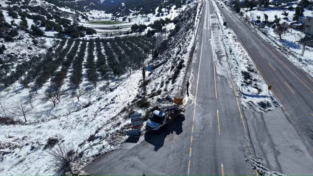 Hatay Samandağ'da denetim yapılan her 5 evden birinde kaçak elektrik tespit edildi