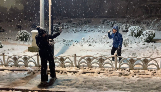 The weather in Istanbul is changing suddenly! Snow, storm, and heavy rain are coming