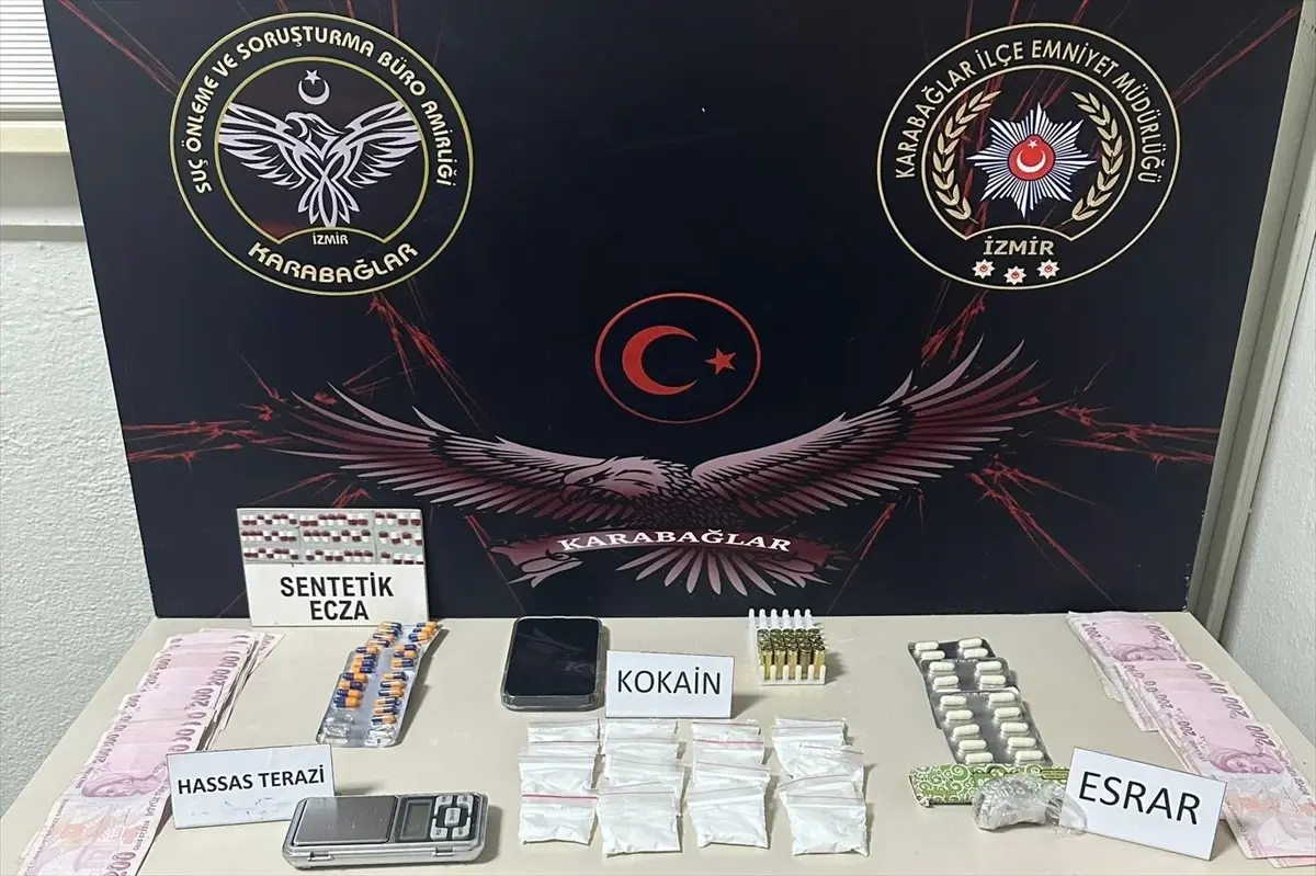 İzmir'de uyuşturucu operasyonunda 2 kişi yakalandı