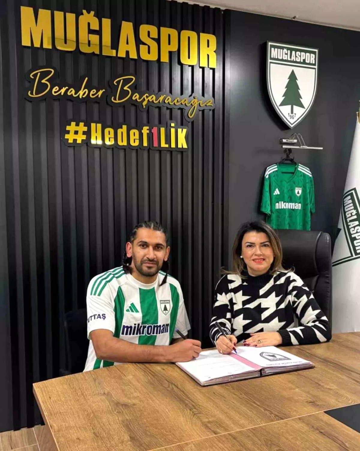 Muğlaspor golcü transferini bitirdi