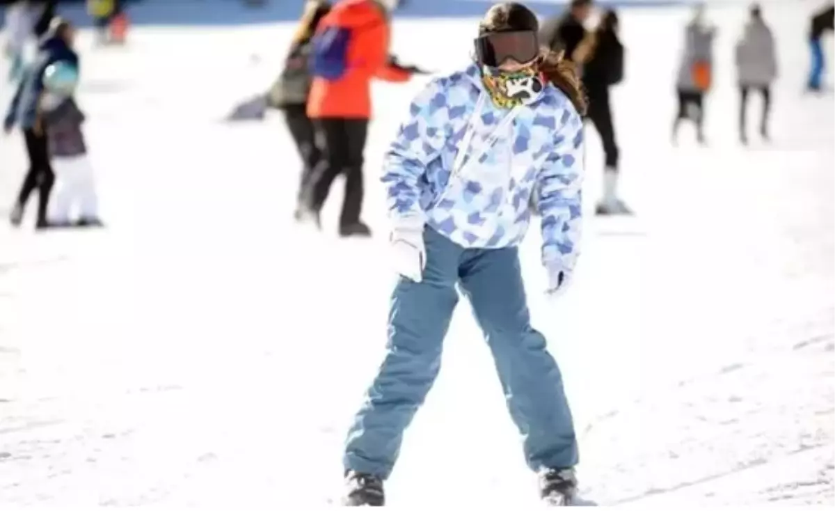 Uludağ'da kayak öğrenmenin saati 4 bin TL