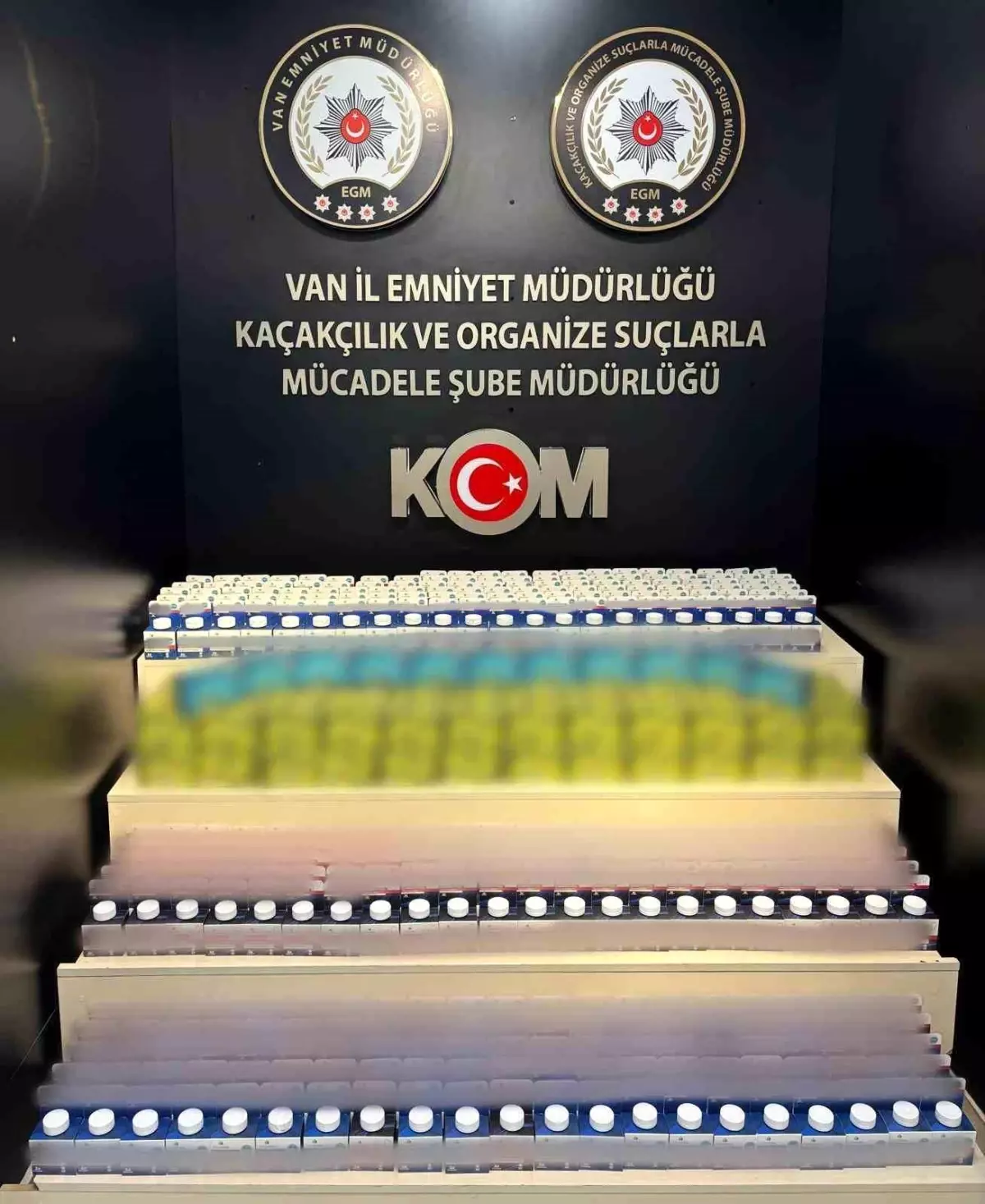 Van'da gümrük kaçağı malzeme ele geçirildi