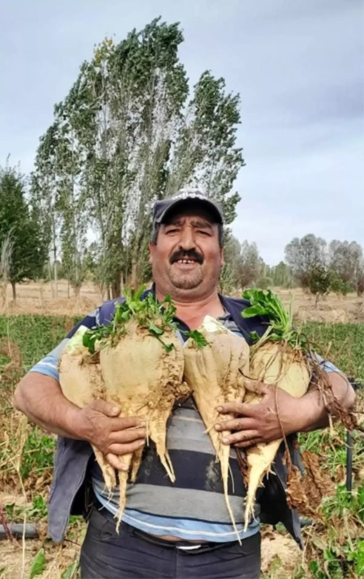 Yeğeninin eski eşi tarafından tabancayla öldürüldü