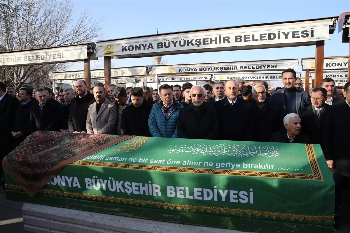 AK Parti Konya Milletvekili Selman Özboyacı'nın annesi Konya'da son yolculuğuna uğurlandı