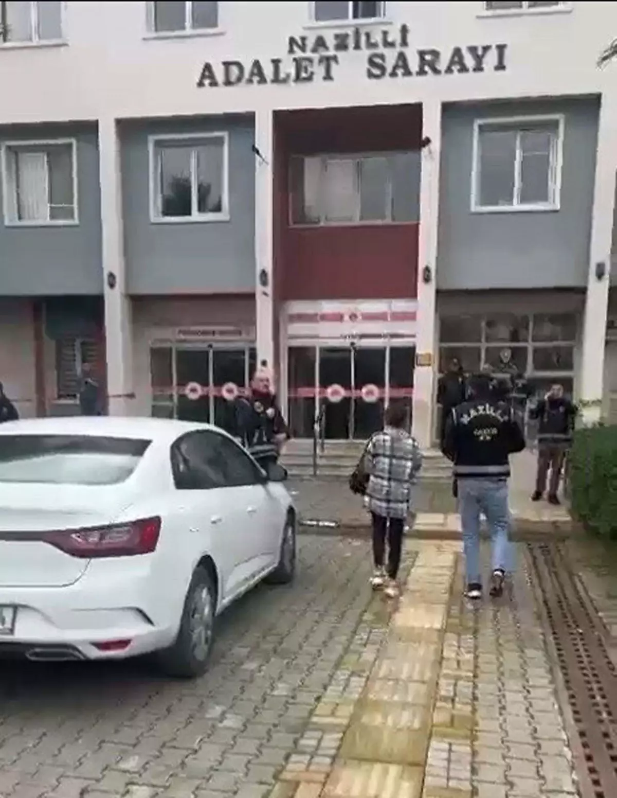 Aydın'da 71 yıl 9 ay hapisle aranan hükümlü yakalandı