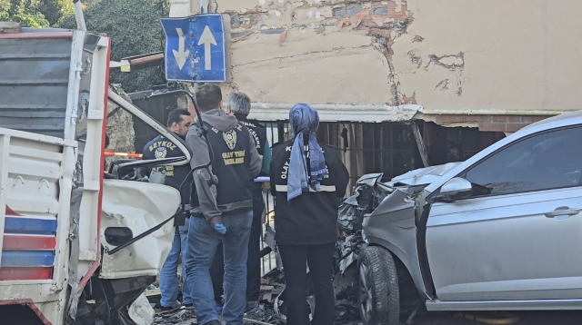 beykoz da dehset freni bosalan tahta yuklu 19432627 298 m