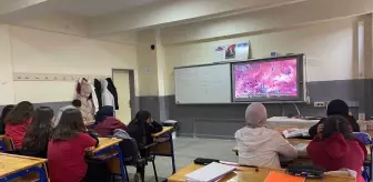Bursa'da ortaokul öğrencilerine yönelik bilgilendirme yapıldı