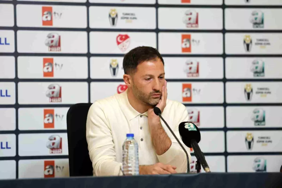 Domenico Tedesco: "Galatasaray maçı bizim için güzel bir test olacak"