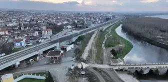 Edirne'de Tunca Köprüsü girişindeki hemzemin geçit kaldırılıyor