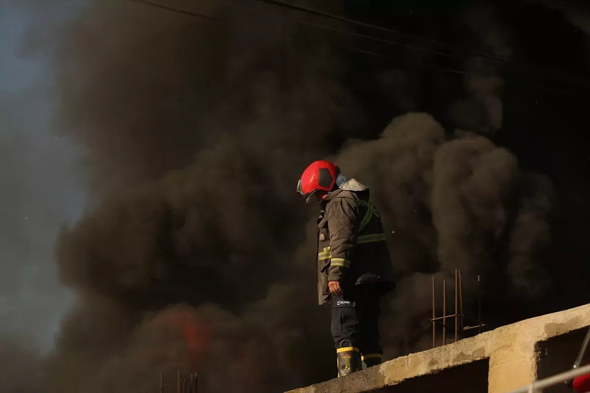 Erbil'de cips fabrikasında yangın çıktı