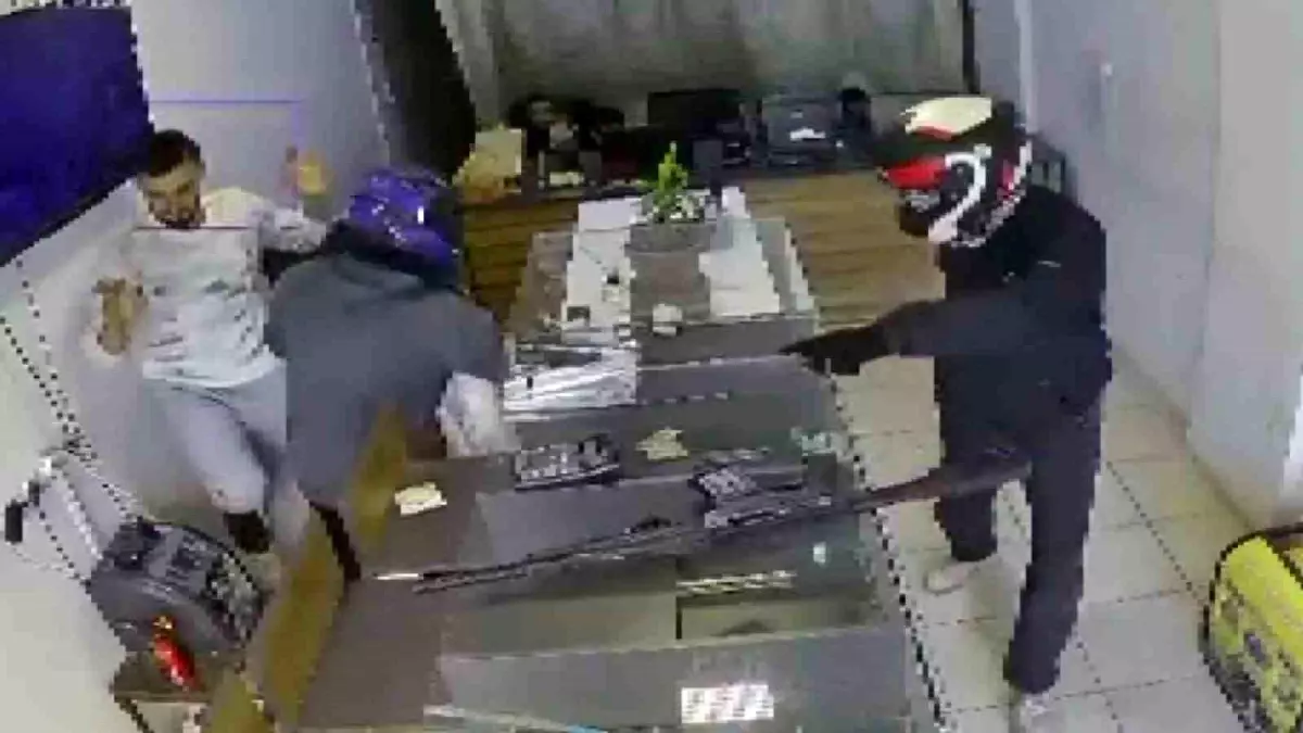 Film sahnelerini aratmayan soygunda 22 milyon TL'lik vurgun 3 dakika sürdü