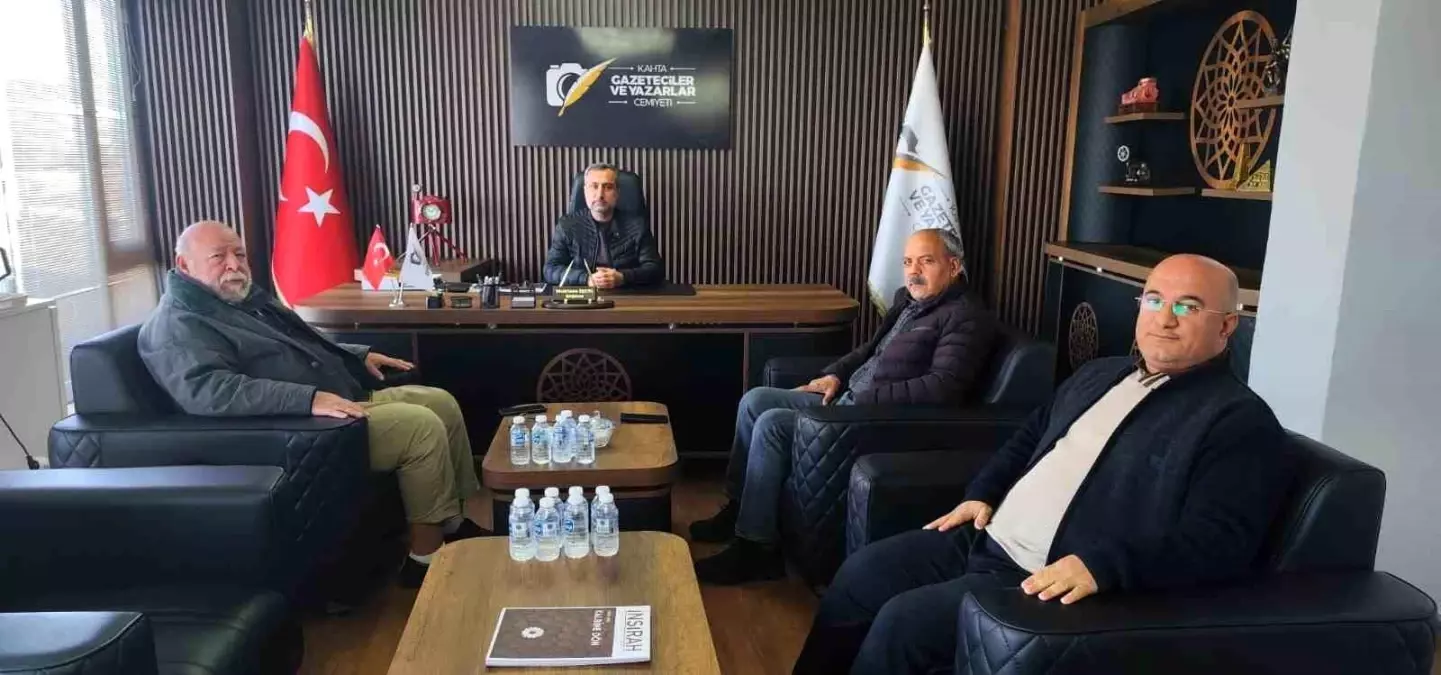 Gazeteciler günü öncesi yerel basının geleceğine dair önemli mesajlar