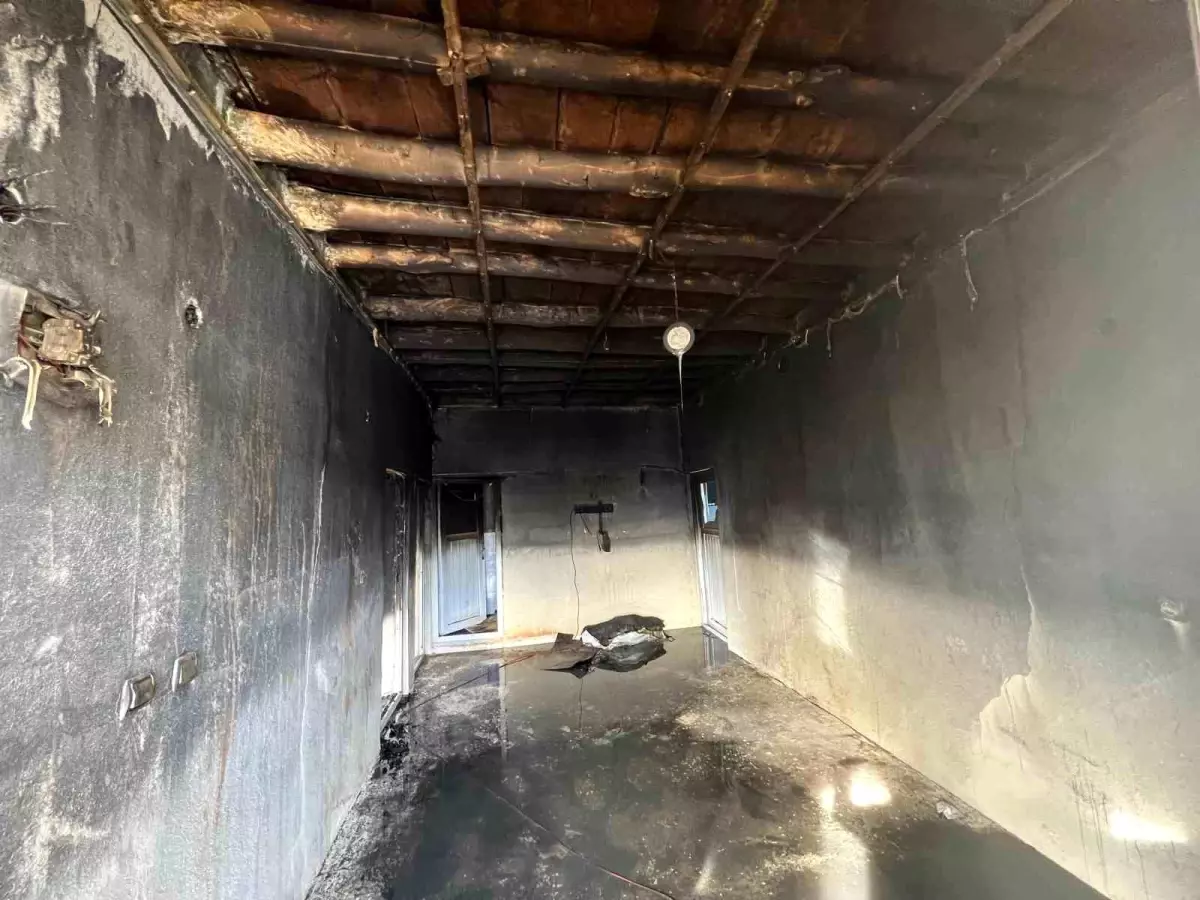 Hakkari'de ev yangını