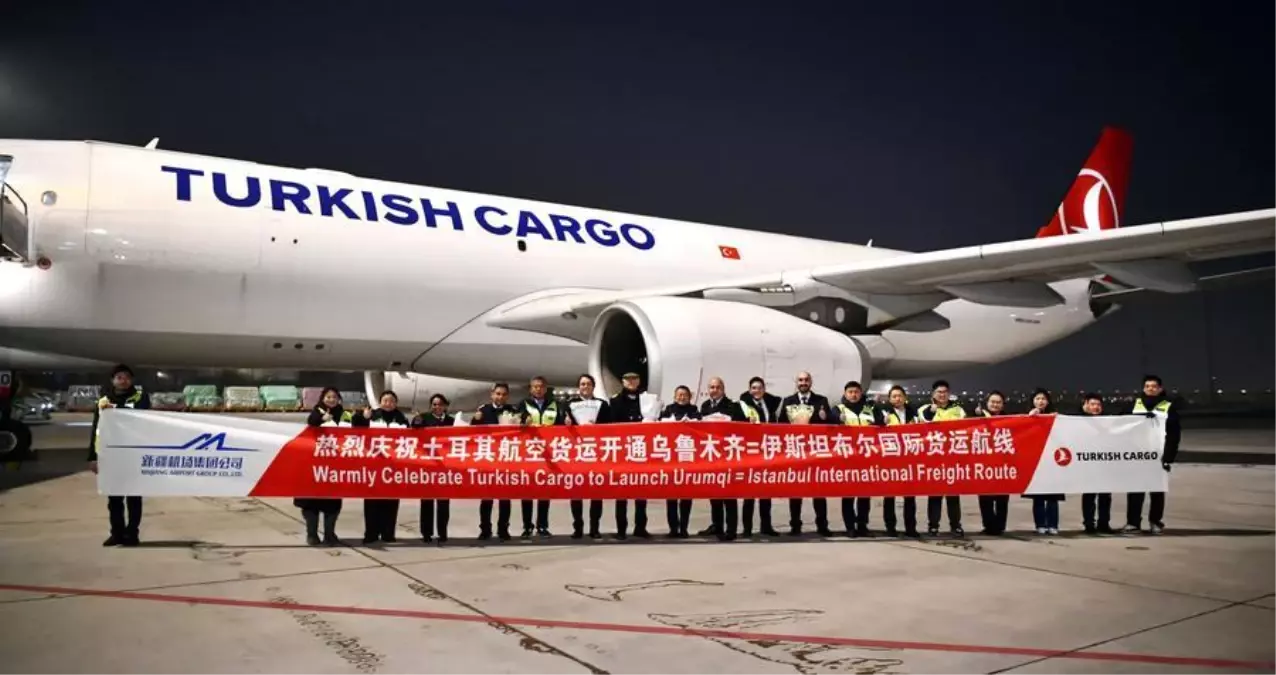İstanbul ile Çin'in Urumqi Kenti Arasında Yeni Kargo Hattı Açıldı