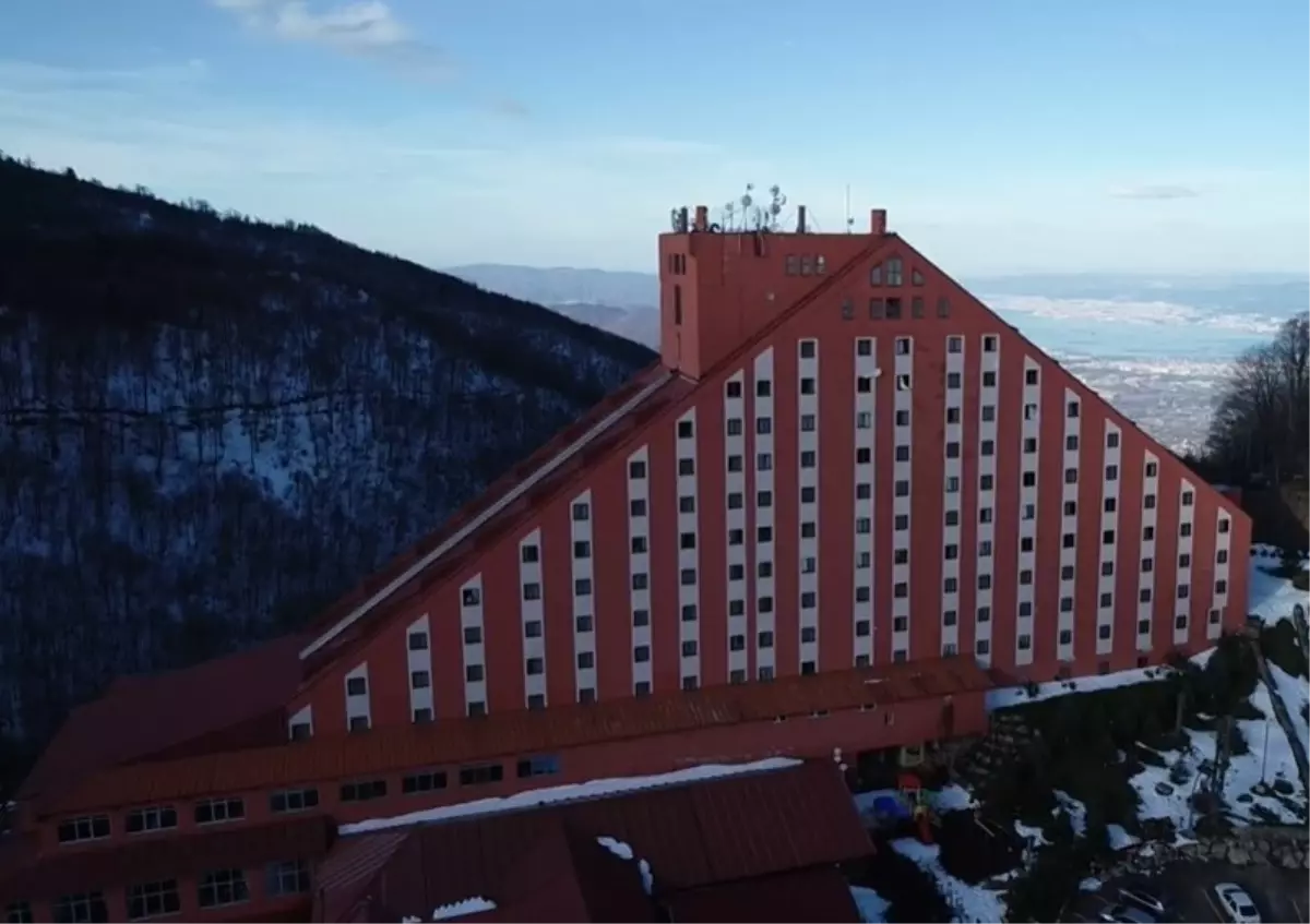 Kartepe'deki kayak otelinin ruhsatı iptal edildi
