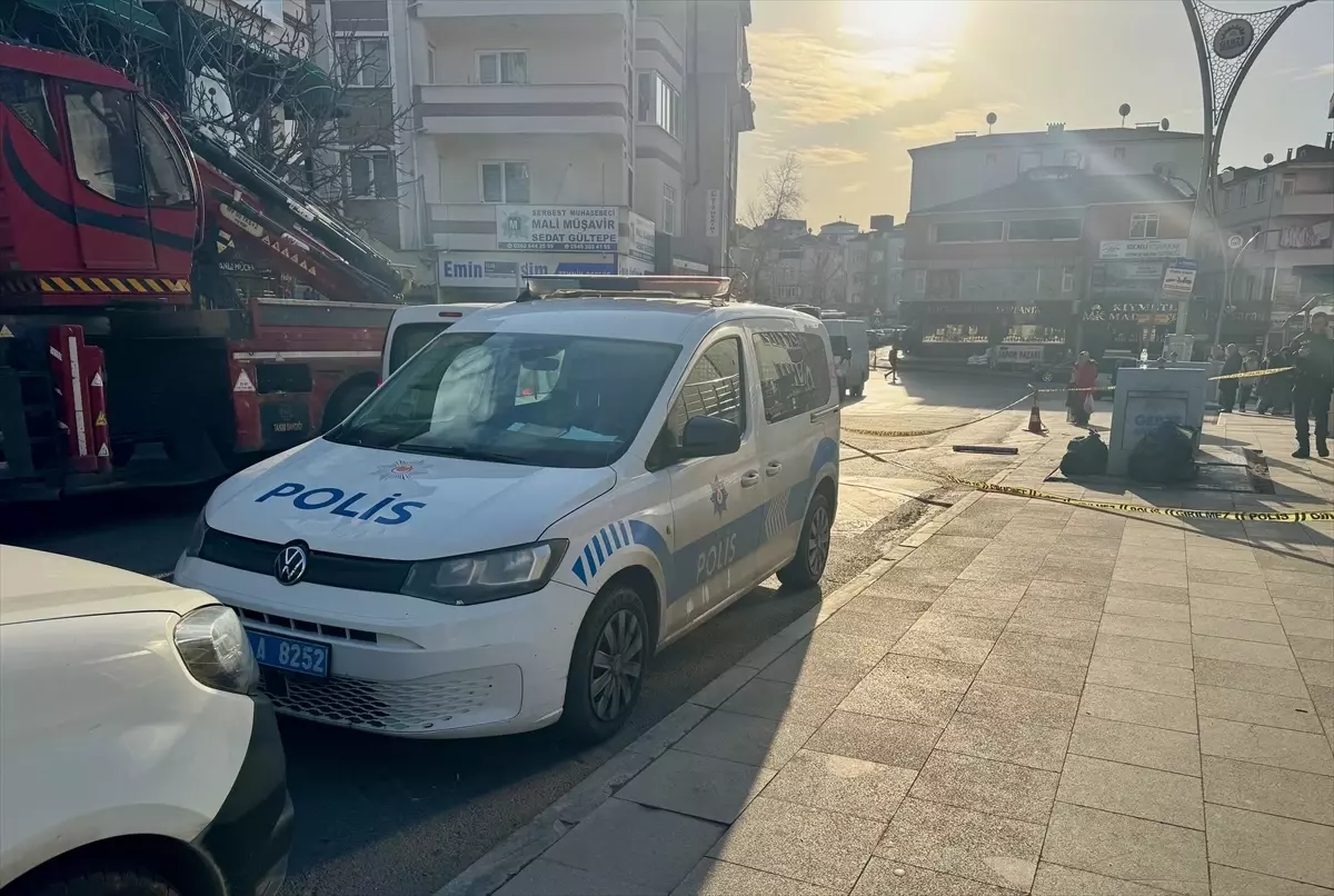 Kocaeli'de silahlı kavgada 2 kişi yaralandı