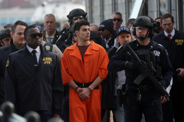 من هم الذين ليسوا في القائمة! الأشخاص الذين احتُجزوا مع مادورو في نفس السجن لفتوا الانتباه