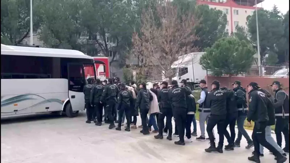 Manisa'da suç örgütüne darbe: 15 şüpheli gözaltında