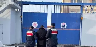 Nevşehir'de 24 yıl 15 ay hapis cezası bulunan hükümlü sahte ehliyetle yakalandı