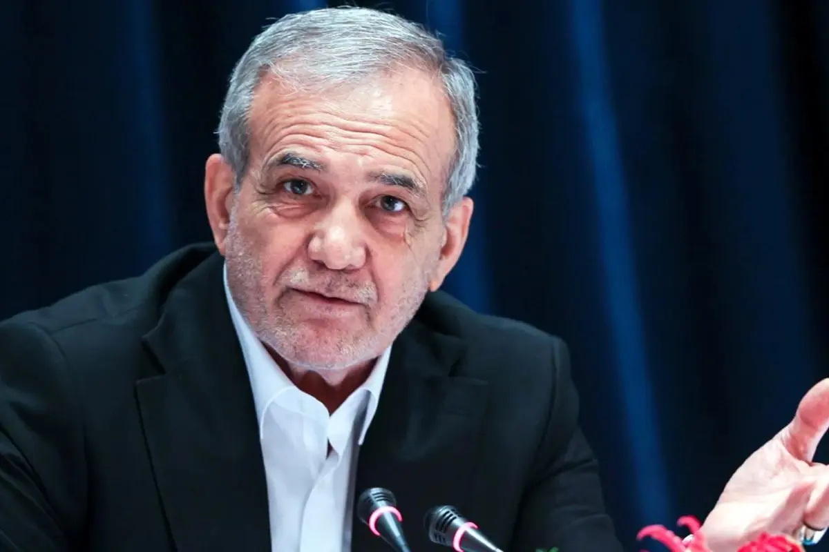 Pezeşkiyan'dan sözünü kesen dinleyiciye Türkçe ayar: Birini dedin birini de işit