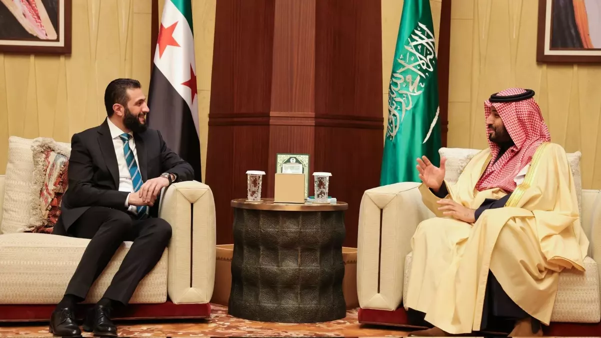 Suudi Arabistan Veliaht Prensi Selman ile Suriye Cumhurbaşkanı Şara, telefonda görüştü