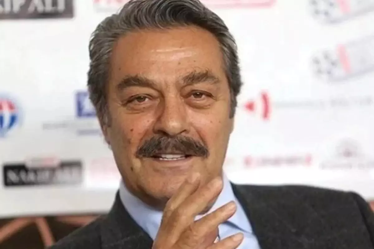 Yeşilçam'ın usta ismi Kadir İnanır, aylar sonra ilk kez ayakta görüntülendi