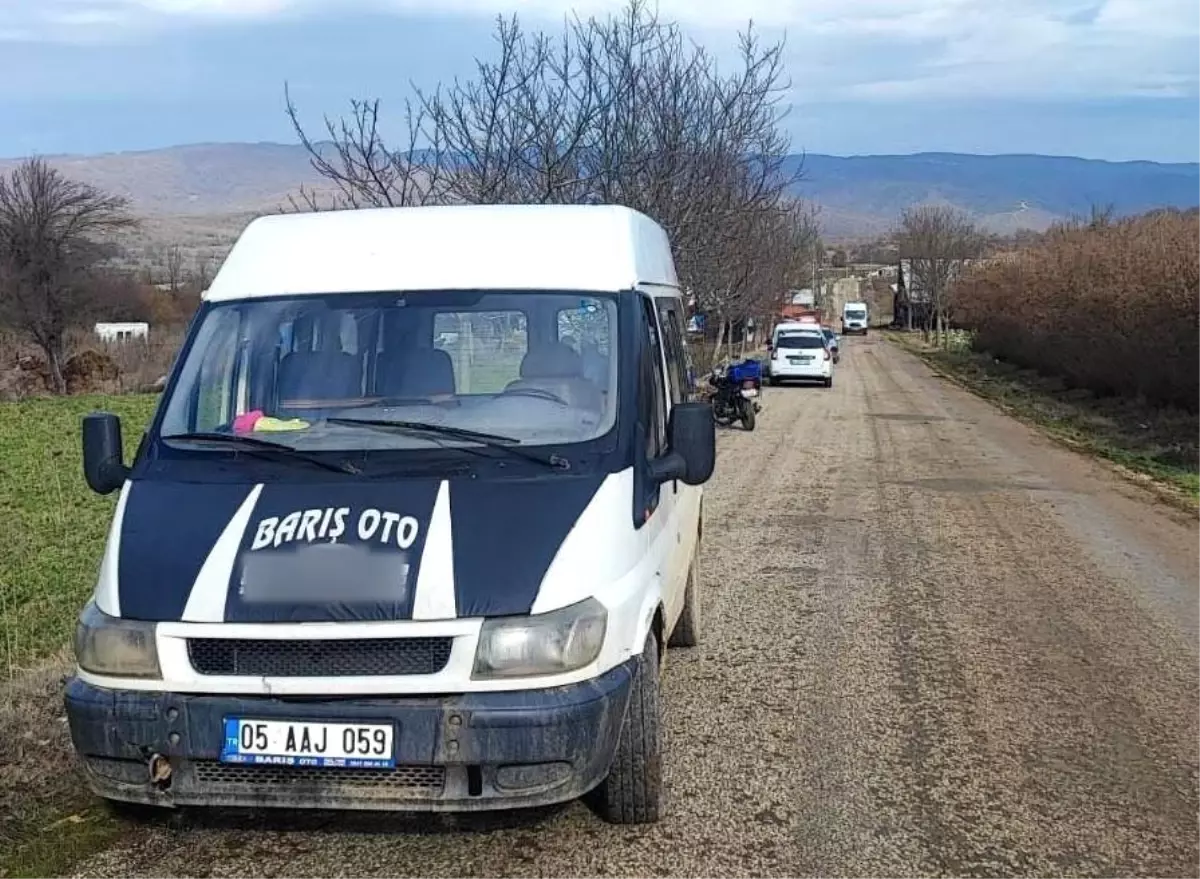 Bilecik'te meydana gelen trafik kazasında 2 kişi yaralandı