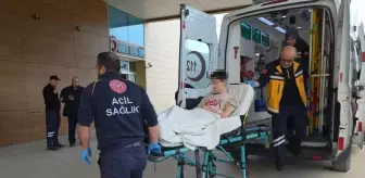 Bursa'da bacağından bıçakla yaralanan çocuk hastaneye kaldırıldı