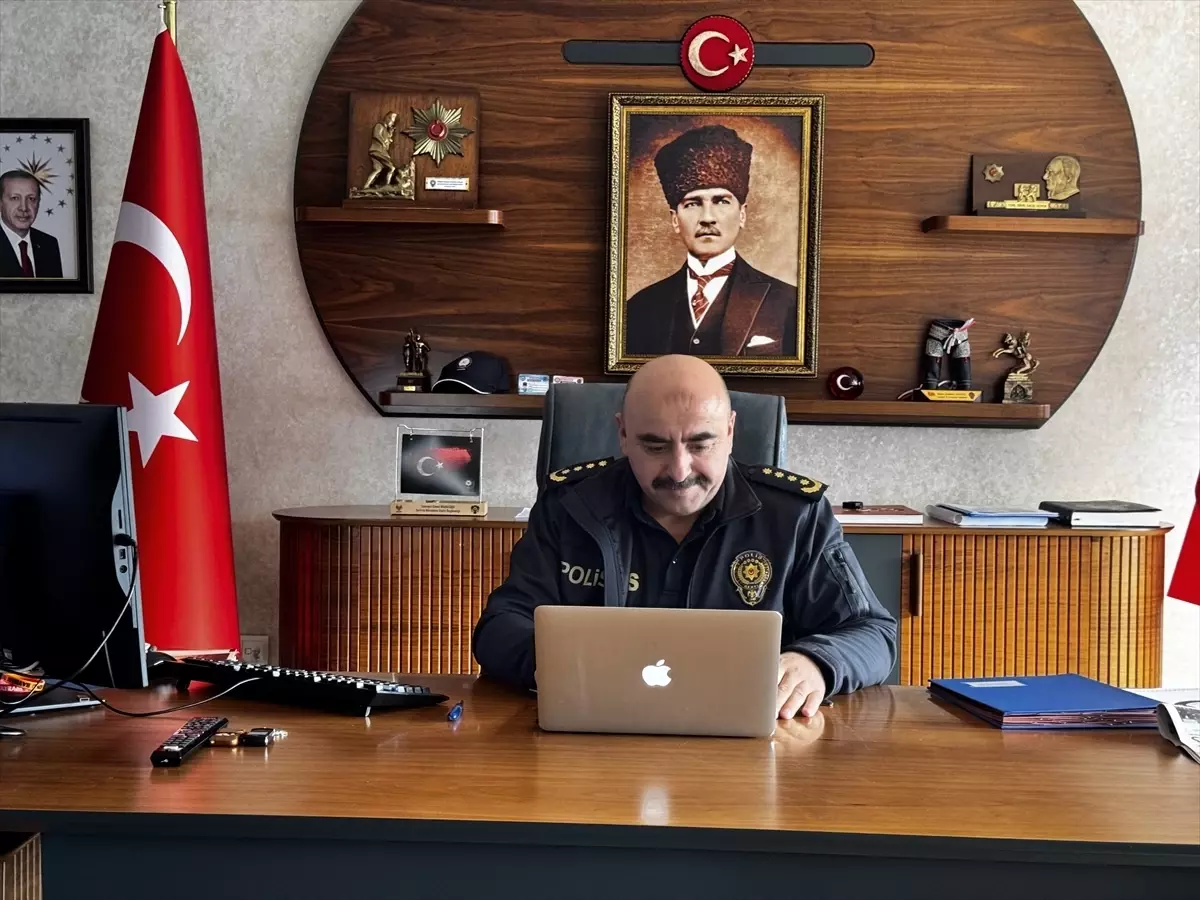 Çankırı Emniyet Müdürü Canıtez, AA'nın 'Yılın Kareleri' oylamasına katıldı