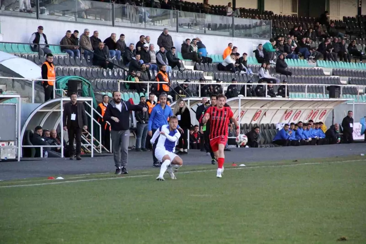 Denizli İdman Yurdunda teknik heyet görevi bıraktı