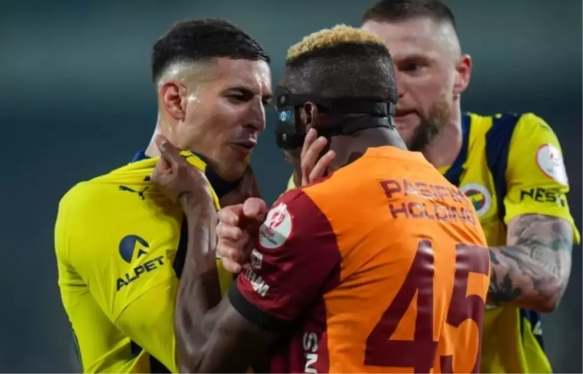 Galatasaray Fenerbahçe muhtemel 11'ler! Galatasaray Fenerbahçe Süper Kupa kadroları açıklandı mı?