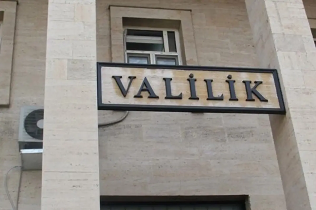 Gece yarısı görev değişikliği kararı! Çok sayıda kentin valisi değişti