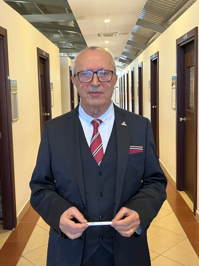 Don't fall into 'cyberchondria' while searching the internet