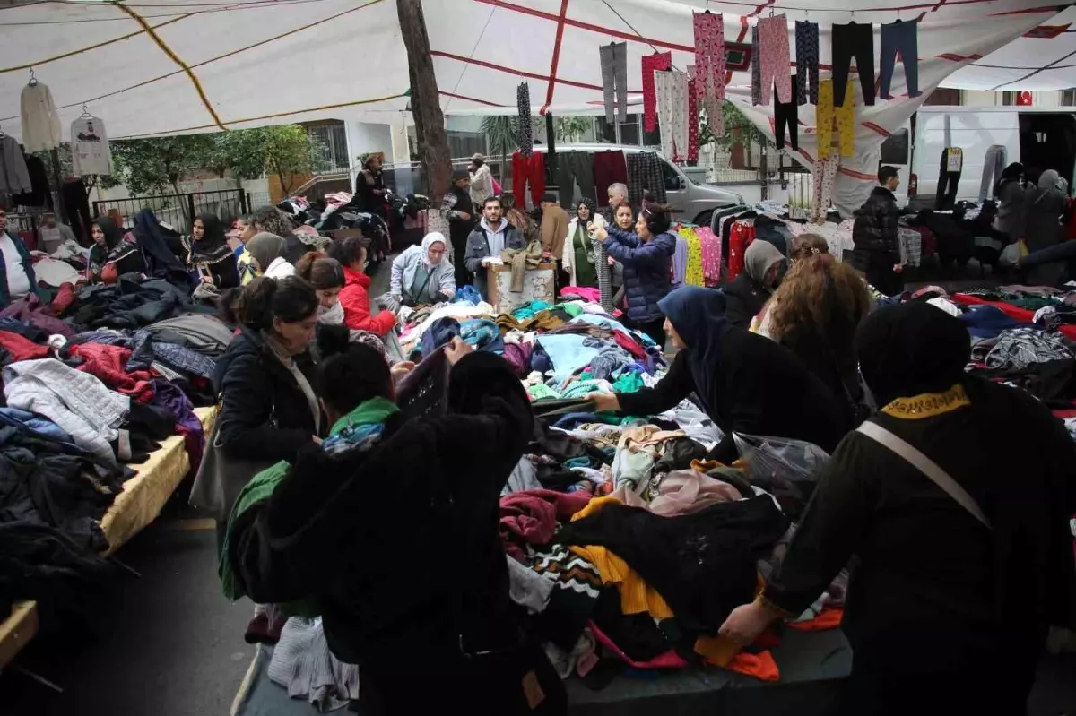 Modayı uygun fiyata takip etmek isteyenler bu pazarda buluşuyor