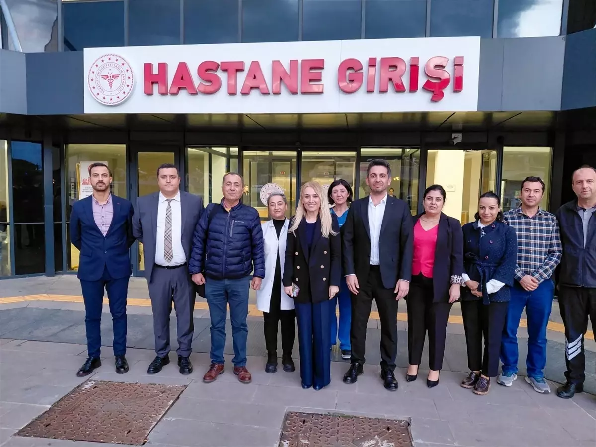 Muğla İl Sağlık Müdürü Akça, Marmaris'te devlet hastanelerini inceledi