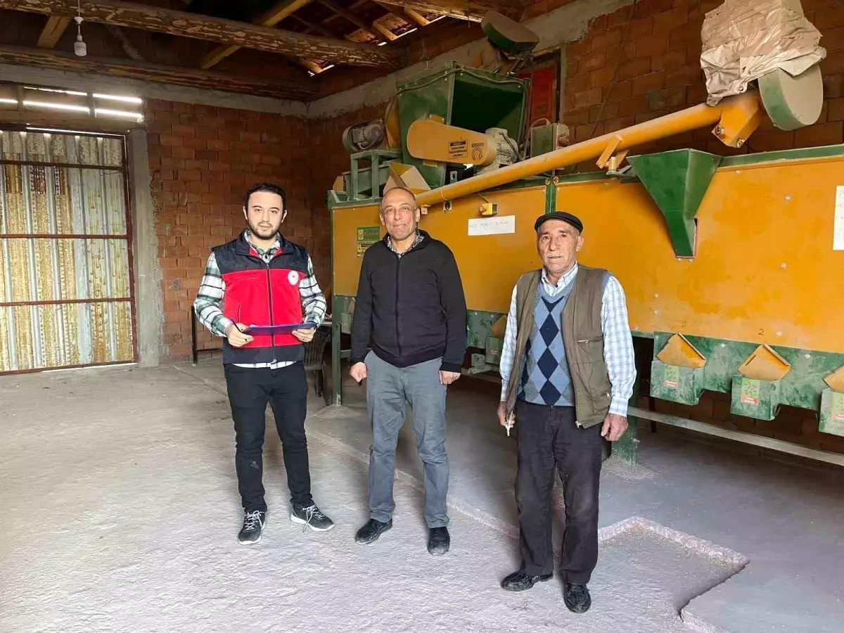 Aslanapa'da selektör ve yem ezme makineleri denetlendi