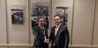 Bakan Kacır, Malezya Yatırım, Ticaret ve Sanayi Bakanı Johari Abdul Ghani ile görüştü