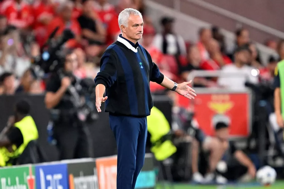Benfica'da Jose Mourinho dönemi sona eriyor! İşte yerine geçecek isim