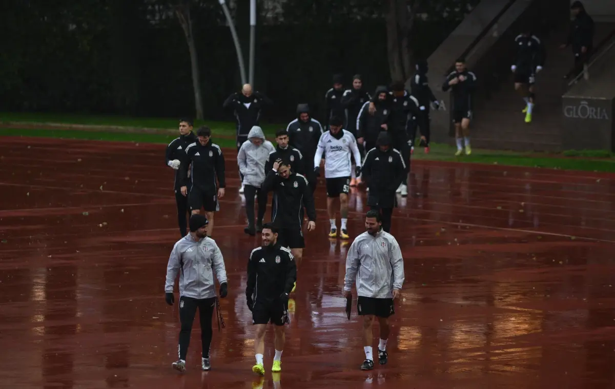 Beşiktaş Antalya kampında hazırlıklarını sürdürüyor