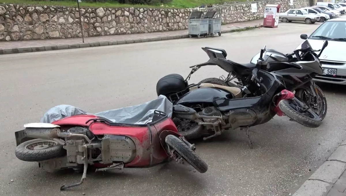 Bilecik'te kuvvetli rüzgâr hayatı olumsuz etkiledi