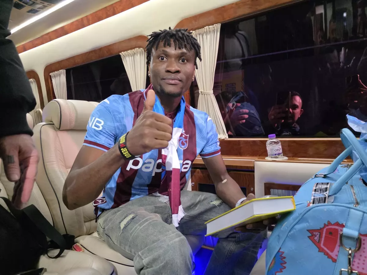 Bordo-mavililerin 8'inci Nijeryalısı Chibuike Nwaiwu oldu