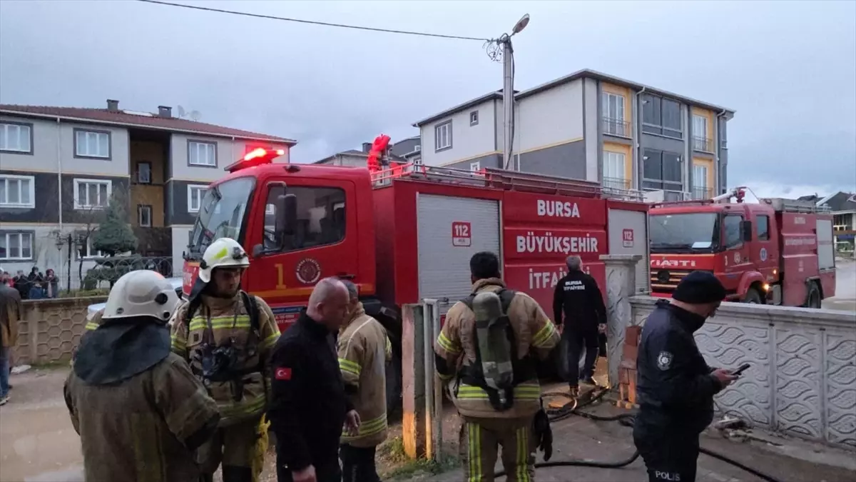 Bursa'da evde çıkan yangın söndürüldü