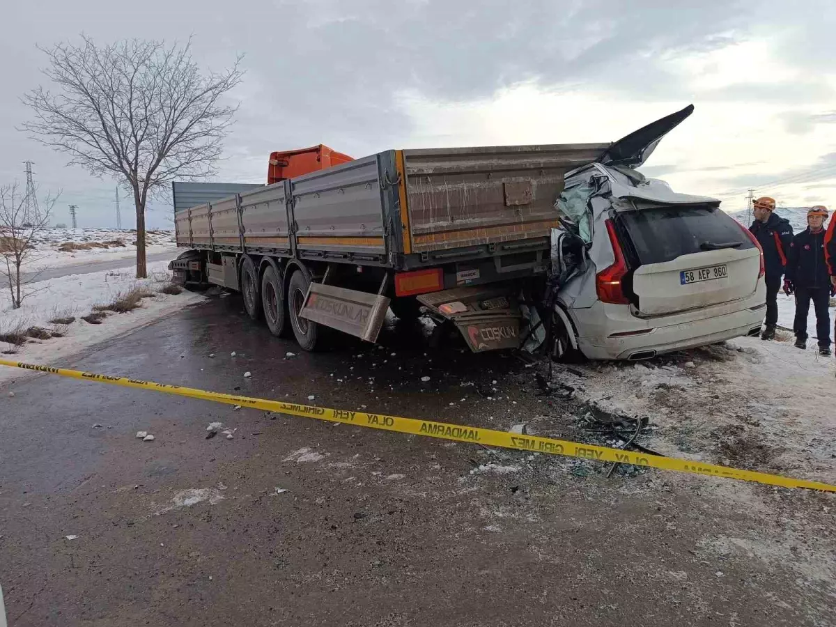 Buzlanma kazaya neden oldu, Sivaslı iş adamı kazada öldü