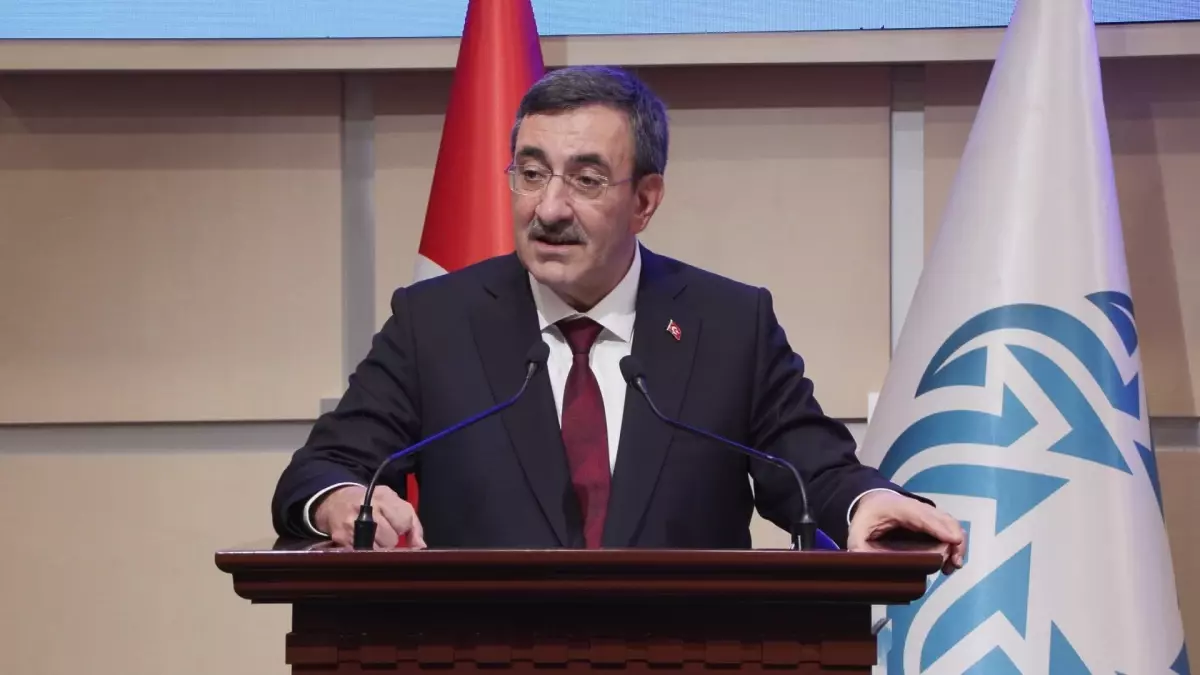 Cevdet Yılmaz: 2027'de enflasyonda tek haneli rakamları hedefliyoruz