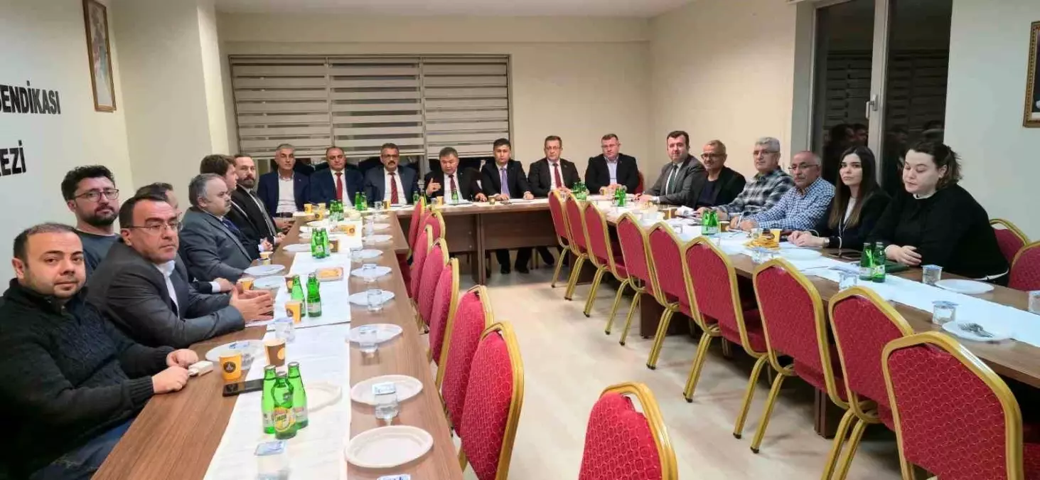 Devlet Memurları Konfederasyonu Genel Sekreteri Cengiz: "Kariyer meslek mensupları, maddi ve manevi tatmin...