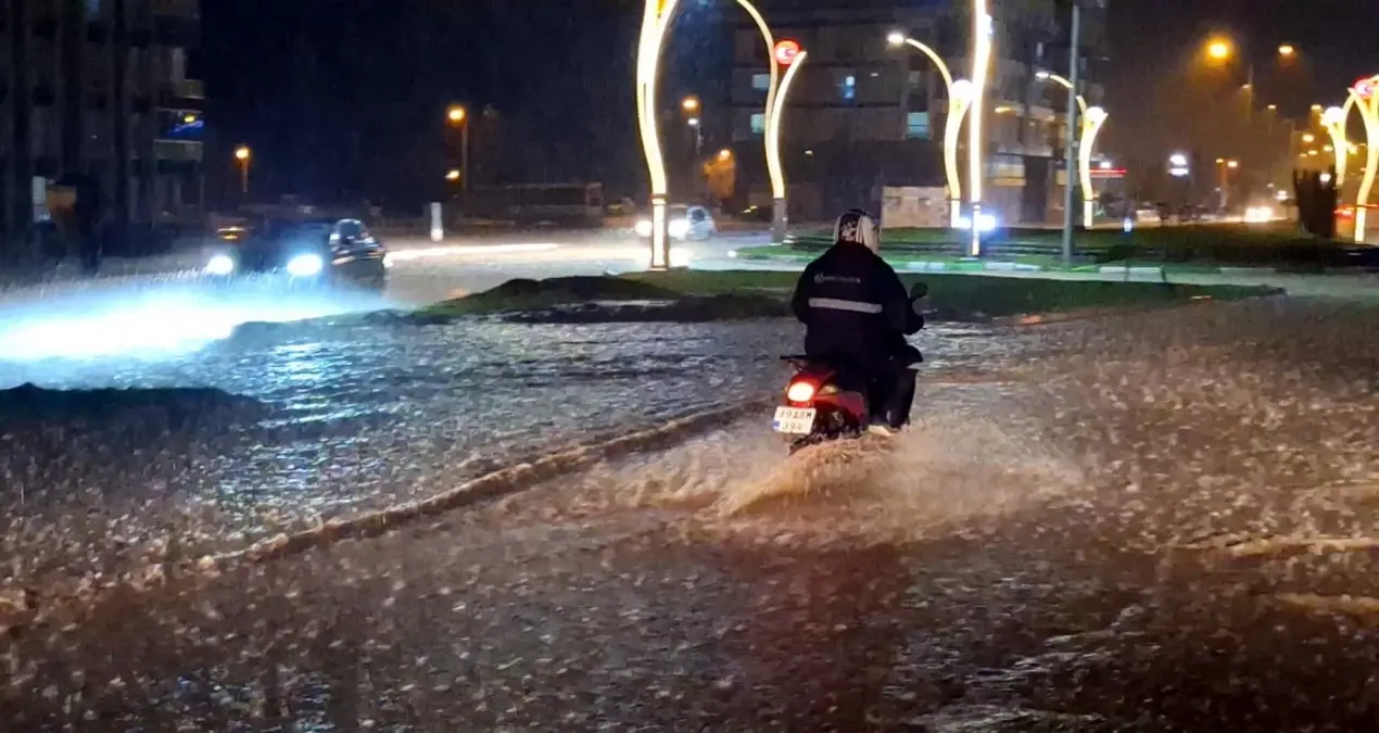 Edirne ve Kırklareli'de sağanak; su baskınları yaşandı