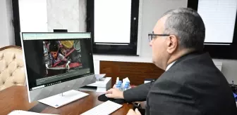 Erciyes Üniversitesi Rektörü Altun, AA'nın 'Yılın Kareleri' oylamasına katıldı