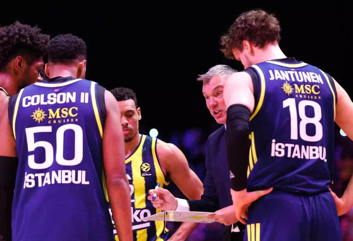 Euroleague: Dubai Basketbol: 92 Fenerbahçe: 81