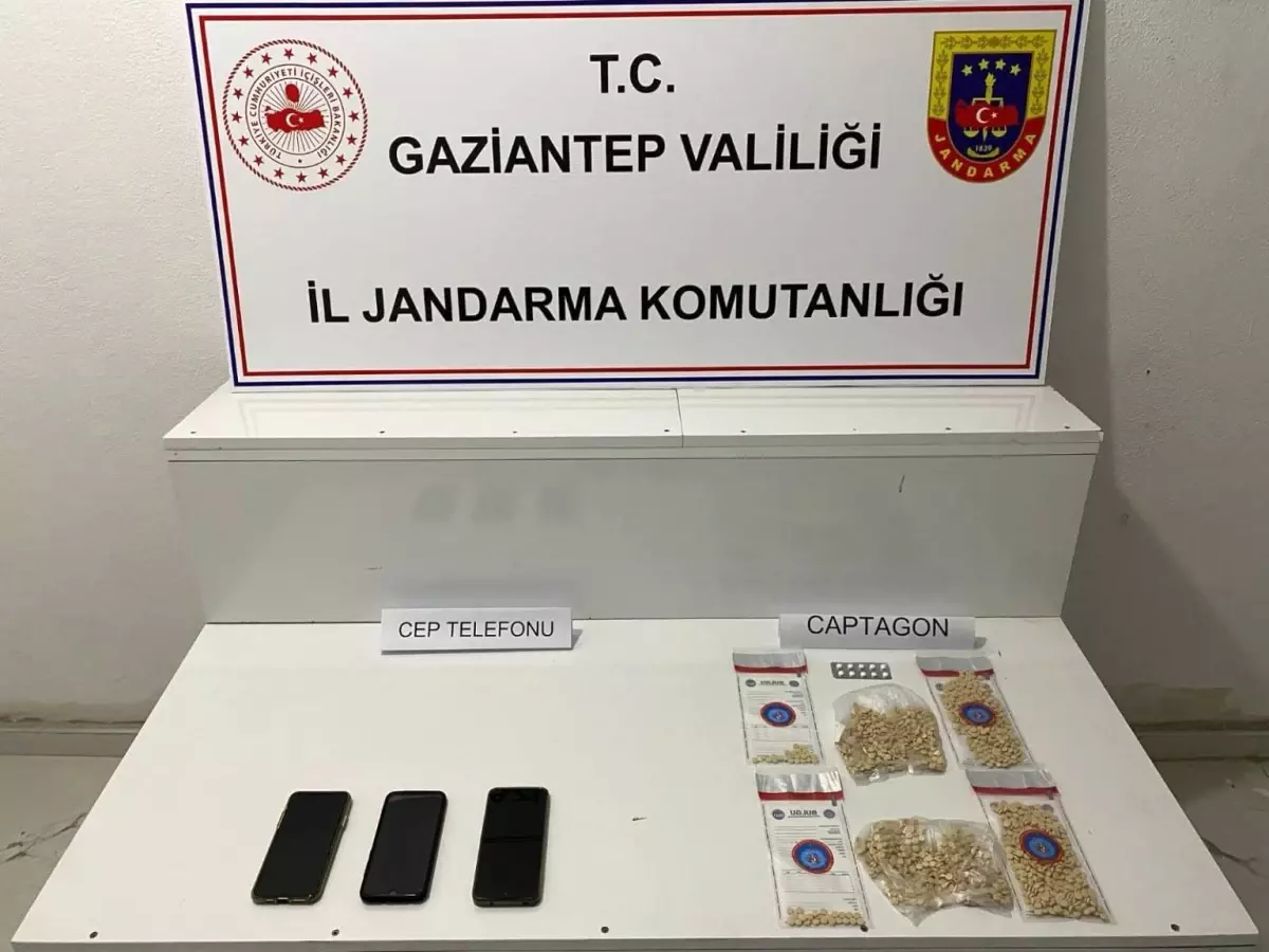 Gaziantep'te 5 bin adet uyuşturucu hap ele geçirildi: 2 şahıs tutuklandı