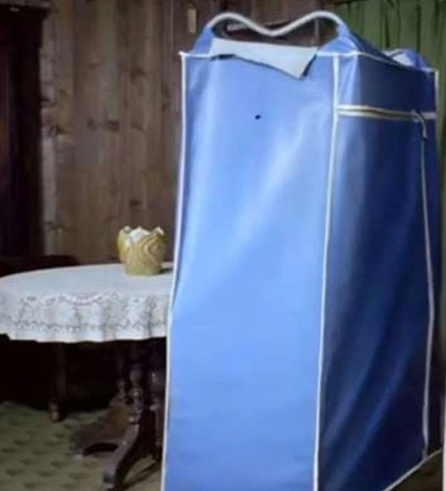 من رآه نظر مرة أخرى